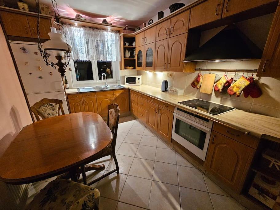 Prostorny Byt 3+1 Pro 4 Osob Moznost Pristylky+2Os Šumperk Exterior foto